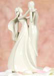 bride and groom figurine wedding cake toppers