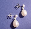 bridal pearl earrings